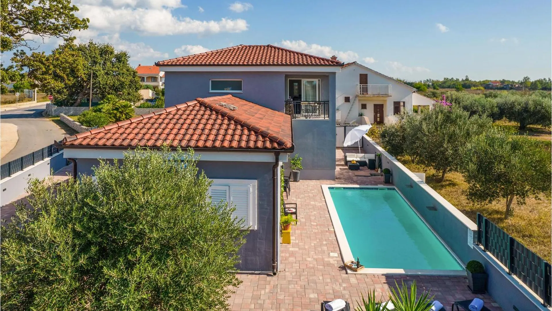 Vakantiehuis 3 Bedroom Stunning Home In Privlaka